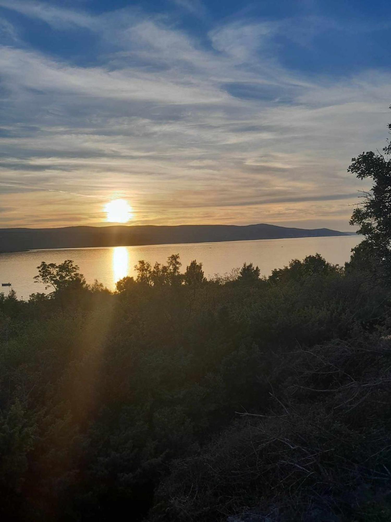 Apartman Larus Starigrad Paklenica Esterno foto